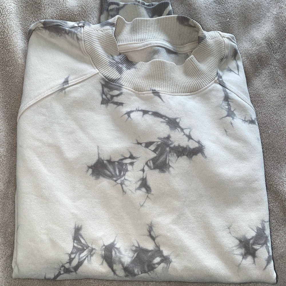 Lululemon crew hoodie